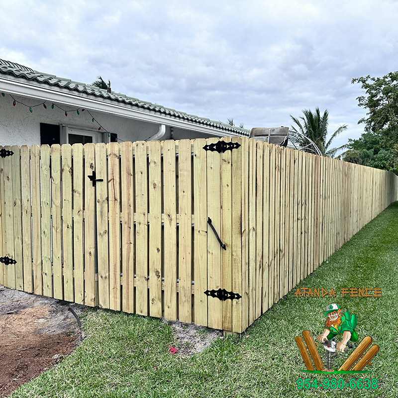shadowbox wood fence Installation