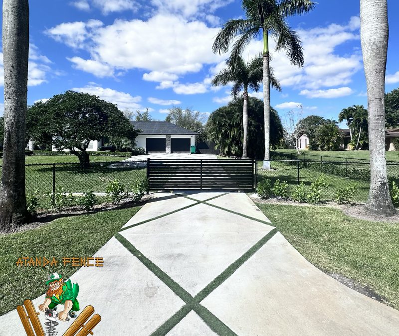 Black Chain Link Fence with Aluminum Roll Gate – Aluminum Fence Installation – Chain Link Fence Installation – Fence Installation – Broward County, FL Fence Installation