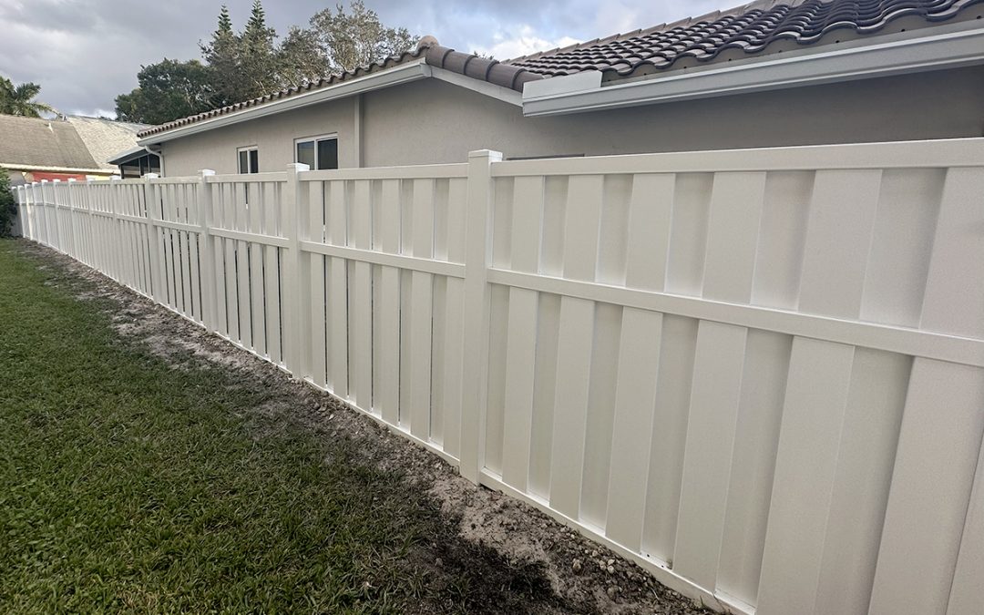 Pool Code Shadowbox PVC Fence in Hollywood