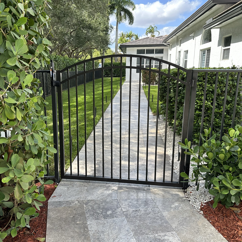 Aluminum Gates in Davie