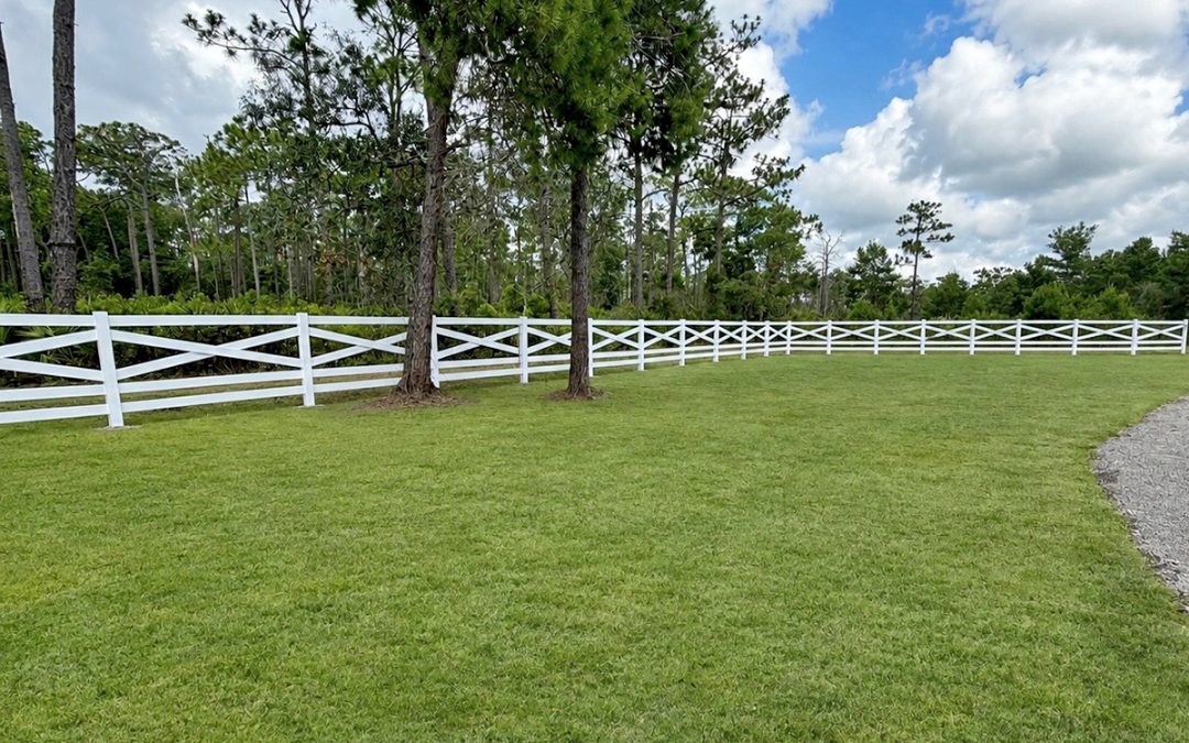 Classic Cross Buck PVC Fence